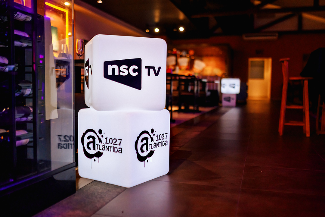 Odeza Empreendimentos marca presença no Happy Hour de Negócios da NSC em Blumenau