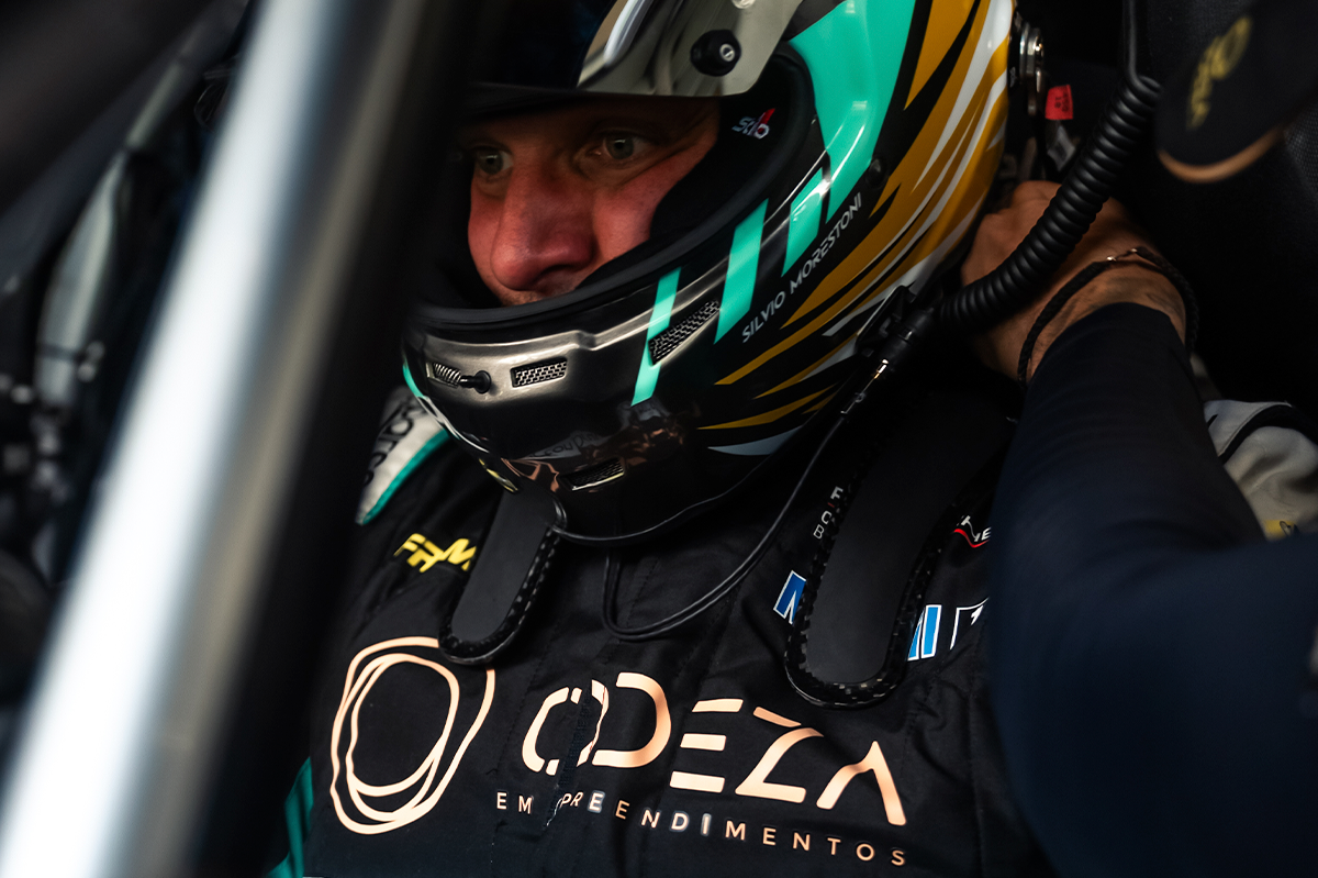Silvio Morestoni piloto Odeza Racing Porsche Cup Brasil patrocinado por Odeza Empreendimentos
